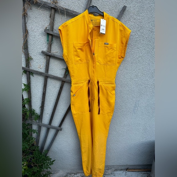 Figs Rafaela Cargo ScrubJumpsuit™ In Yellow New with Tags! - Picture 1 of 9